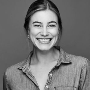 Meet your Posher, Claire !